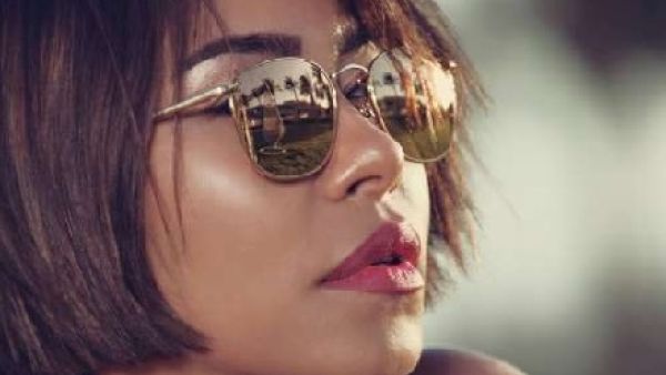 (أزمة البلهارسيا) تكلف شيرين الملايين 