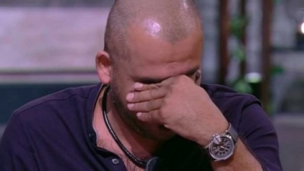 منذر رياحنة يبكي على الهواء و السبب...