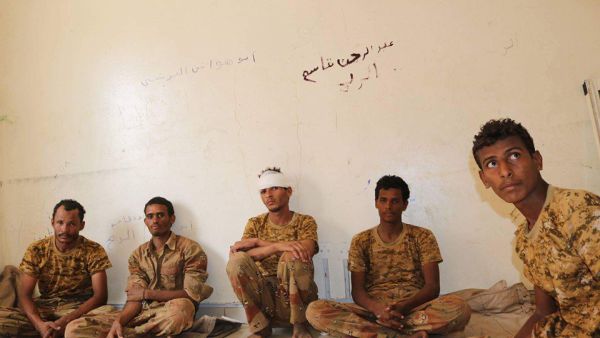 The yemeni army and resistance have captured more than 80 houthis today in Hudaydah (Twitter)