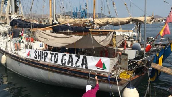 Israel forces attack new freedom flotilla in Gaza, dozens injured  (Twitter)