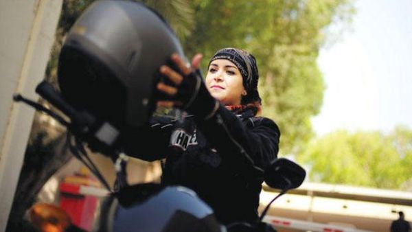 Saudi female bikers (Twitter)