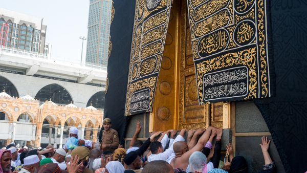 Grand Mosque in Makkah (Shutterstock)