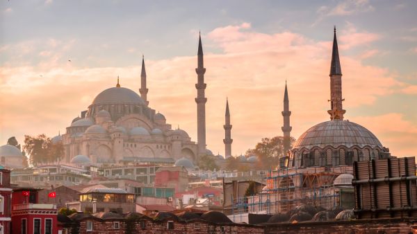 Suleymaniye mosque in Istanbul, Turkey (Shutterstock)