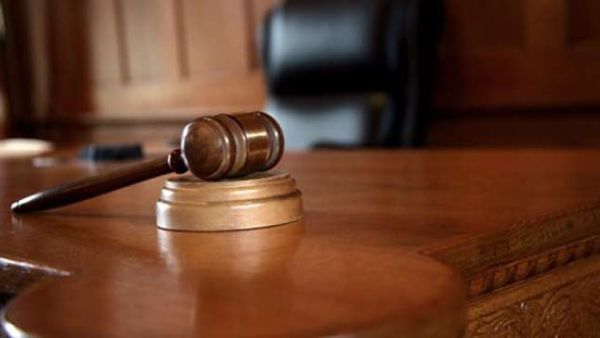 محاكمة عشرات الرجال الأفغان ومنهم رجال شرطة في قضية قتل امرأة اتهمت بحرق المصحف