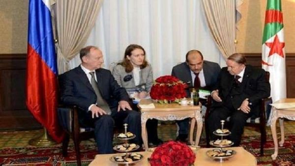 الرئيس بوتفليقة يستقبل الأمين العام لمجلس الأمن الروسي نيكولاي باتروشيف
