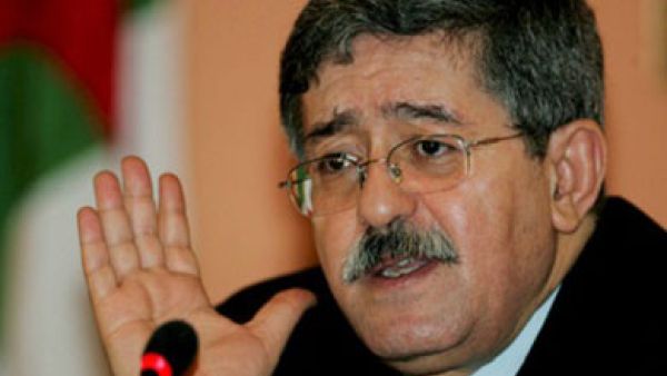 أحمد أويحي رئيس ديوان الرئيس الجزائري عبد العزيز بوتفليقة 