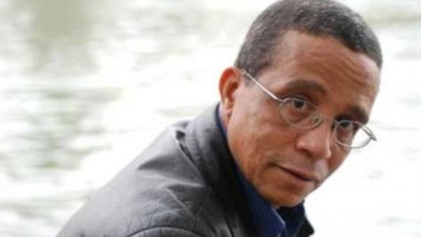 الكاتب الجزائري ياسمينة خضرا