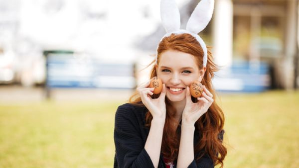 يمنح البيض الشعر ملمسًا ناعمًا ويوفر له حماية من التقصف