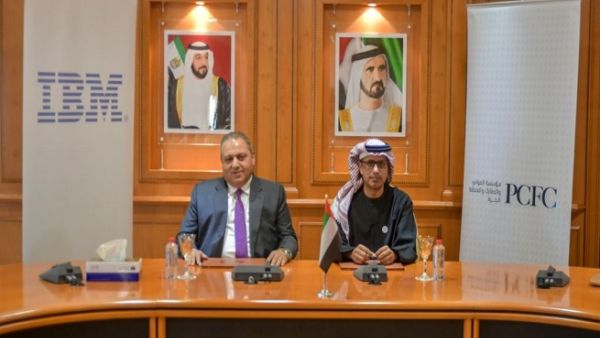 Amr Refaat, IBM Middle East and Pakistan, and Juma Al Ghaith, Dubai Customs.
Amr Refaat, IBM Middle East and Pakistan, and Juma Al Ghaith, Dubai Customs.