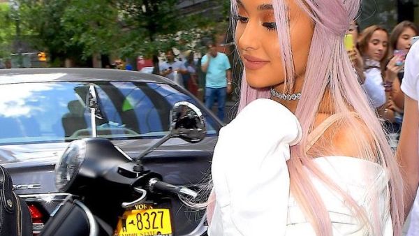 Ariana Grande (Twitter)