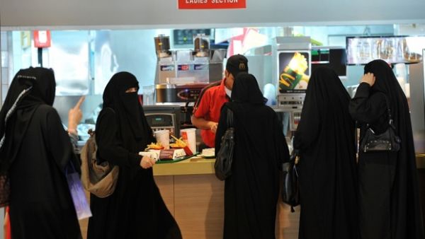 Saudis on social media have launched a new campaign against high prices at restaurants. (AFP/File)
