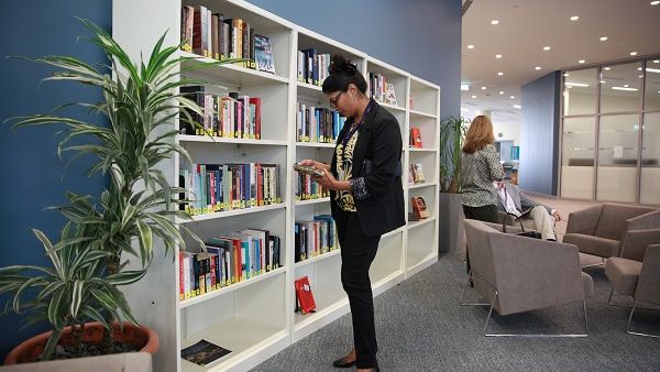 The NYUAD library provided the community with a wide array of books for their perusal.