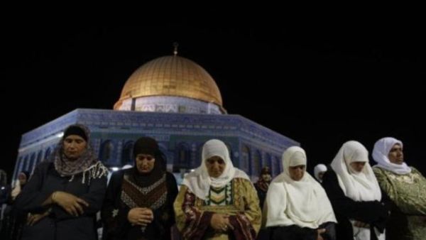 "ليلة القدر خير من ألف شهر".