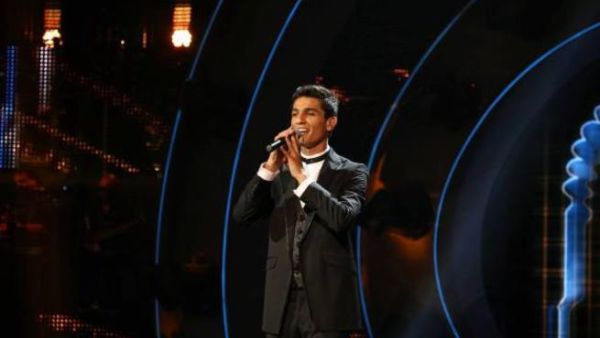 المتسابق الفلسطيني محمد عساف