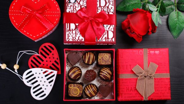 Flowers and chocolate, the go-to classic gift on Valentine's Day.  (Shutterstock)