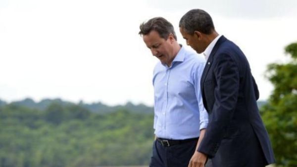 الرئيس الاميركي باراك اوباما ورئيس الوزراء البريطاني ديفيد كاميرون