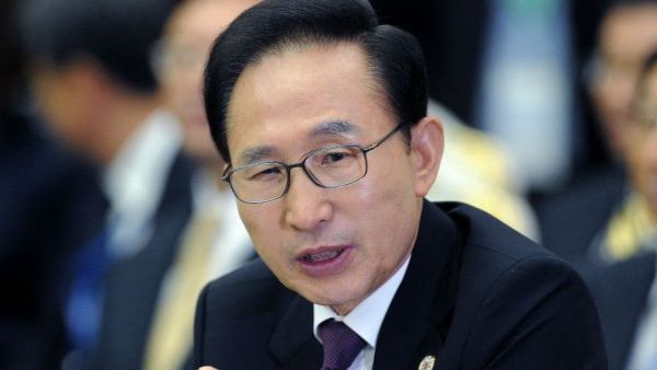 S. Korean Former President Lee Myung-bak to stand in court this week over string of corruption charges. (AFP/ File Photo)