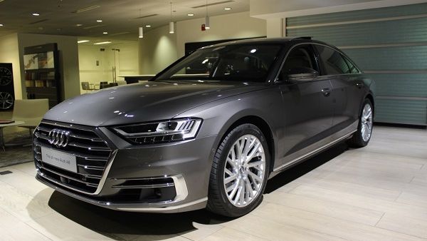 أودي A8 الجديدة كلياً 