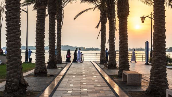 Saudi Arabian people walking by Jeddah Corniche (Shutterstock/File Photo)