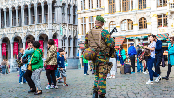 The new commander of Belgian land forces says troops will move around more often and change patrol routes. / Shutterstock.com