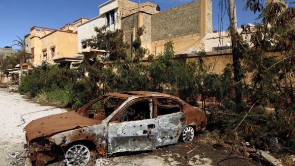 أحد المسلحين فجّر نفسه بحزام ناسف في الطابق العلوي بمقر المفوضية