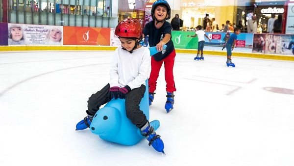 Bobby the Seal at Dubai Ice Rink Bobby the Seal at Dubai Ice Rink