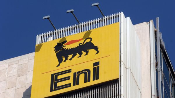 Many of the companies looking at Eni's Zohr are either already active in Egypt or have recently landed bordering acreage in Cyprus, such as Exxon Mobil and Total.  (Eni)