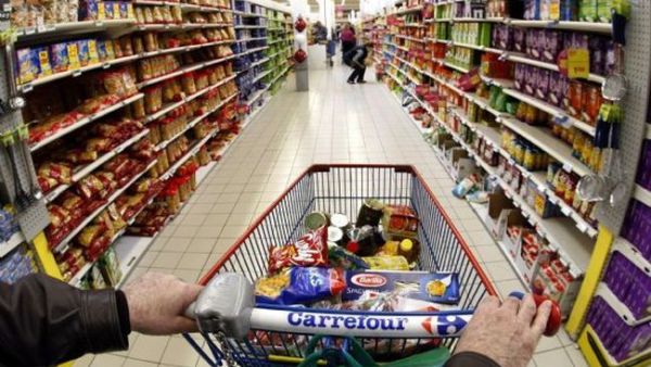 While consumers strive to lead healthier lives, food manufacturers and retailers are important partners in supporting consumers in looking after their well-being. (File photo)