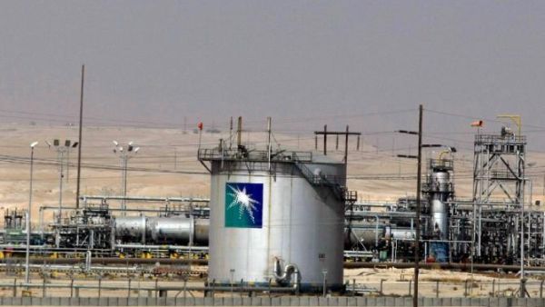 The agreement would allow Egypt to get Saudi oil products and pay the kingdom back within a year. (AFP/Hassan Ammar)