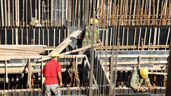 Construction for the 2022 World Cup in Qatar has been mired in controversy. (Shutterstock)