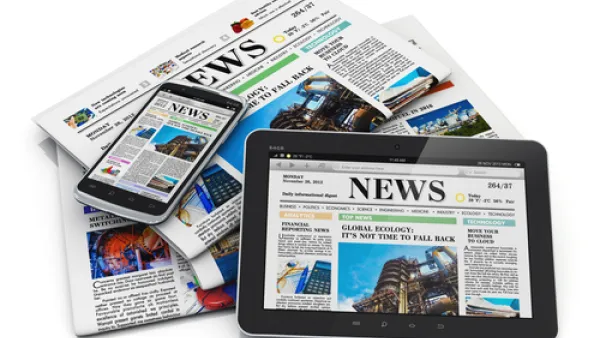Some newspapers have launched online versions of their own newspapers. (Shutterstock)