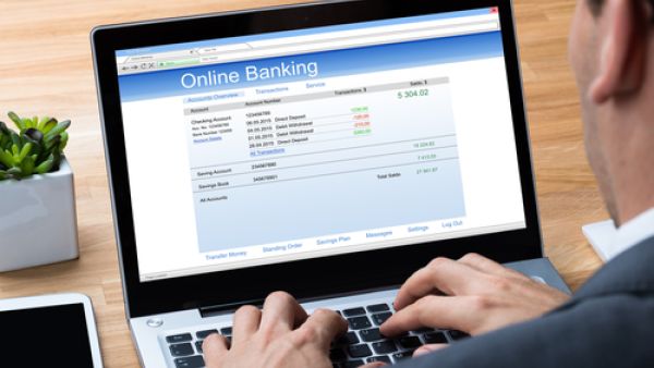 The global banking industry currently spends $500 billion on technology. (Shutterstock)