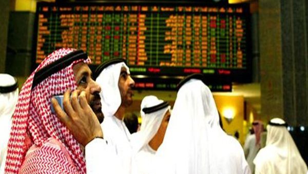 The $17.5B bond issue kicks off the efforts by the Kingdom to plug its large budget deficit of $87 billion this year due to a hole left by oil prices, which have fallen more than a half from the peak seen in 2013. (File photo)