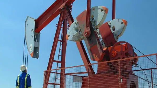 Oil companies are waiting for the Lebanese Cabinet to pass two decrees related to the model of licensing round and delineation of the offshore gas blocks. (Shutterstock)