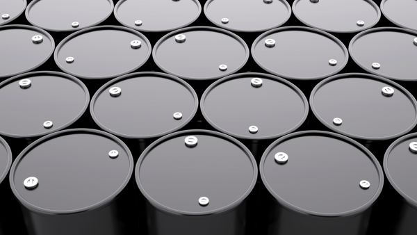 Egypt's petroleum minister said the country plans to pay another $400 million by the end of the year. (File photo)