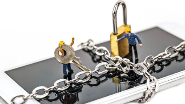With cybercriminals increasingly targeting mobile devices,  the market is rushing to provide solutions to mobile security threats. (Shutterstock)