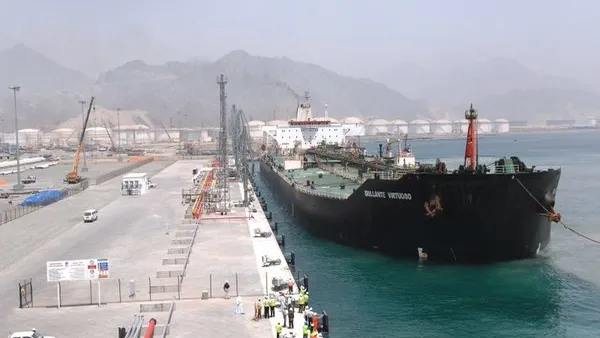 The Fujairah port is the second largest — behind Singapore — bun­kering port in the world. (FujairahPort.ae)