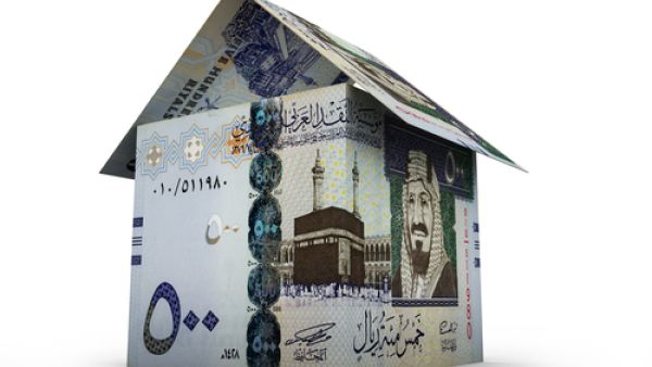 تعتزم السعودية إصدار سندات شهريا حتى نهاية العام بقيمة تتراوح بين 15 و20 مليار ريال لتغطية العجز المتوقع في الميزانية، نتيجة تراجع أسعار النفط، وفي ظل استمرار الإنفاق الحكومي الضخم