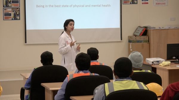 خلال الحدث