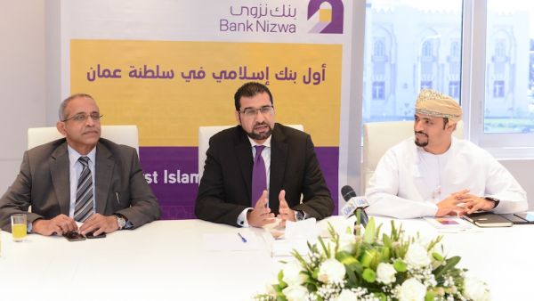 خالد الكايد الرئيس التنفيذي لبنك نزوى خالد الكايد الرئيس التنفيذي لبنك نزوى