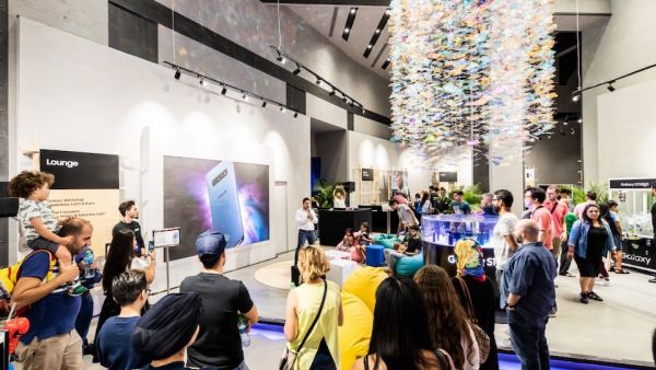 منصة سامسونج Galaxy Studio