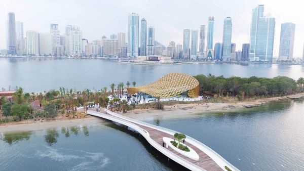 تبرز الشارقة كواحدة من أهم الوجهات السياحية الجاذبة للسياح السعوديين باعتبارها وجهة عائلية وثقافية فريدة، تجمع بين الإرث الحضاري والغنى الطبيعي والمرافق السياحية والترفيهية الحديثة.