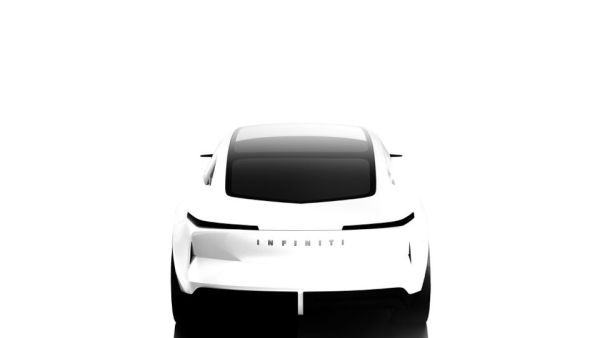 إنفينيتي تكشف عن أول سيارتها الكهربائية