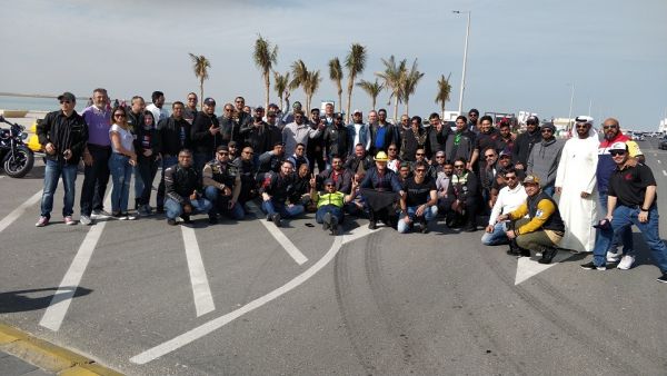 جولة بالدراجات النارية إلى جزيرة الحديريات في أبوظبي جولة بالدراجات النارية إلى جزيرة الحديريات في أبوظبي