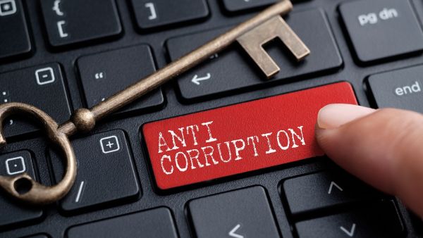 Lebanon launched a crackdown on corruption, leading to the arrest of dozens of people in ministries and official departments. (Shutterstock)