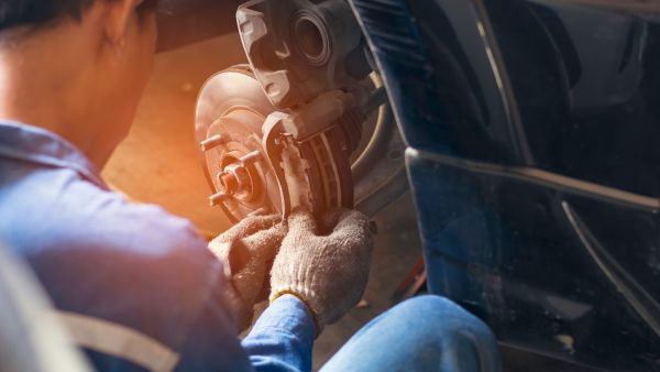 Saudi Auto Services Market Eyeing a 6 Percent Growth for the Next 5 Years. (Shutterstock)