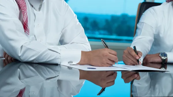 تزايد أعداد الباحثين عن عمل رغم تسريح الوافدين.