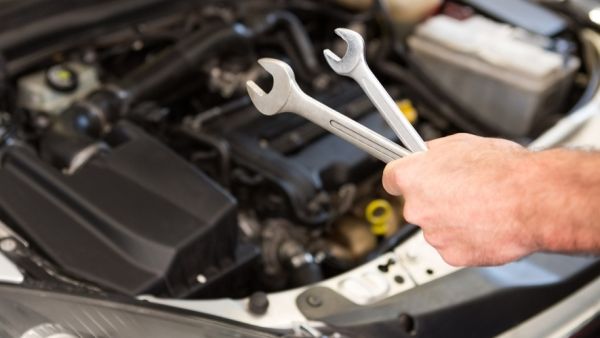 أخطاء شائعة في صيانة السيارة