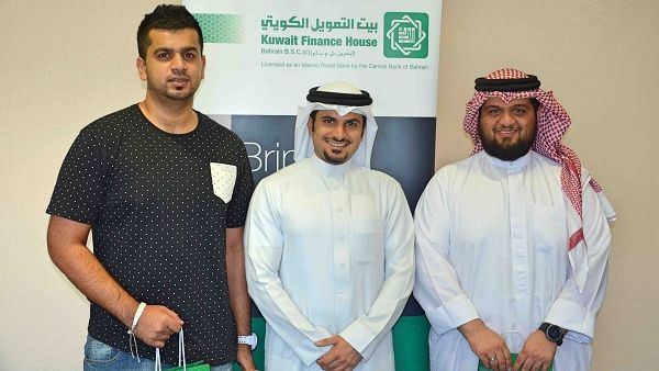 Mr. Subah Al Zayani with the winners. Mr. Subah Al Zayani with the winners.