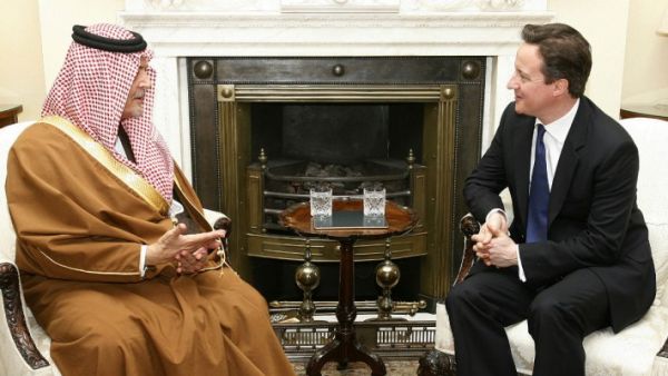 British Prime Minister David Cameron meets Saudi Foreign Minister in 2011 (AFP / Akira Suemori)